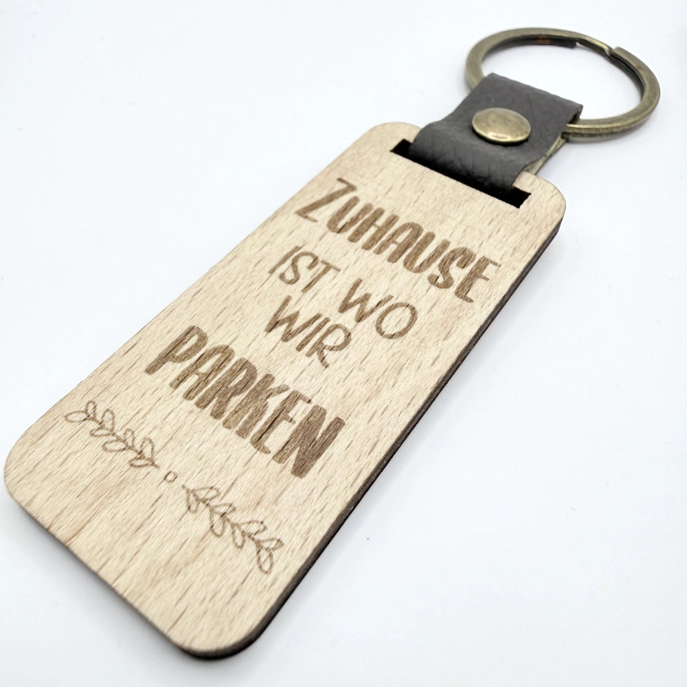 Personalisierter Schlüsselanhänger "Zuhause ist wo wir campen"