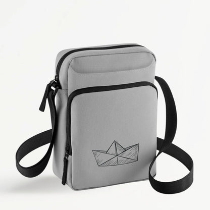 Geräumige Umhängetasche "Papierboot" mit viel Platz - in 3 Farben erhältlich