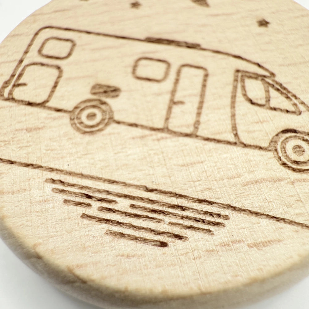 Personalisierter runder Schlüsselanhänger "Camping" - 9 Motive zur Auswahl