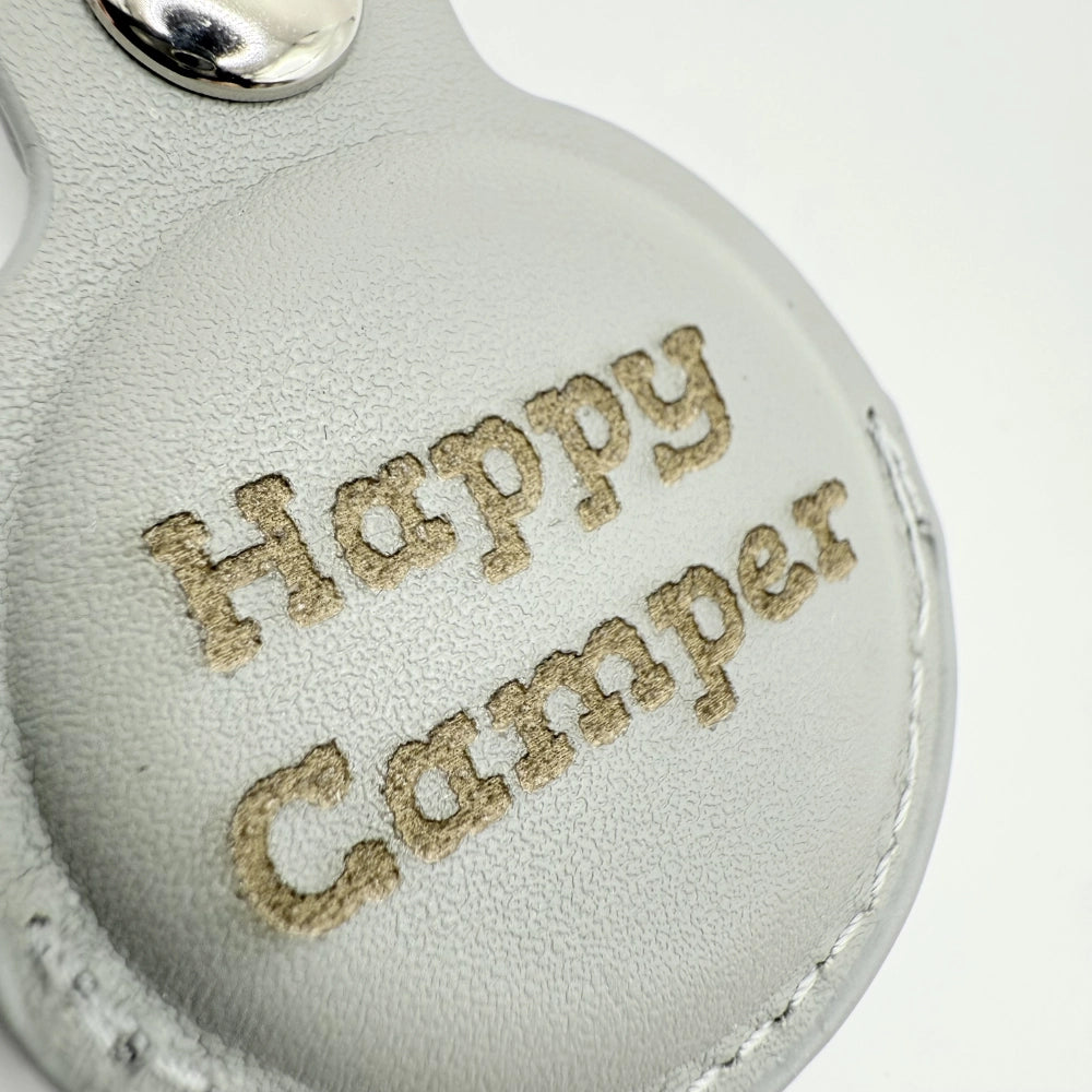Schlüsselanhänger "Happy Camper" für Apple-Airtags