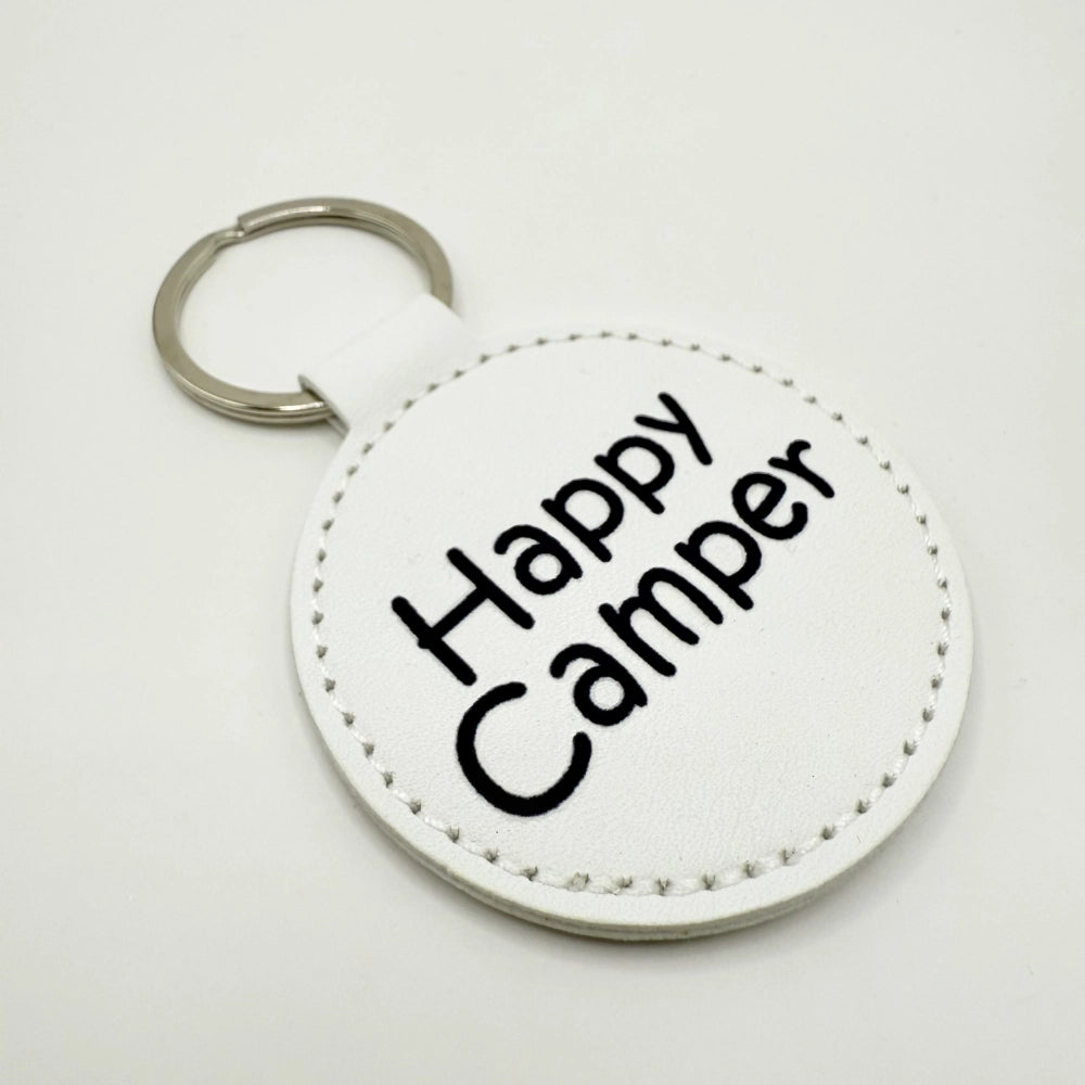 Runder Schlüsselanhänger mit Fach für Chip "Happy Camper"
