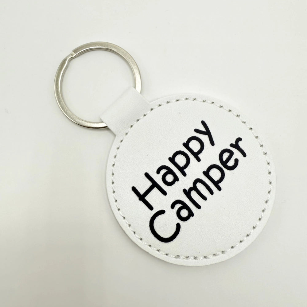 Runder Schlüsselanhänger mit Fach für Chip "Happy Camper"
