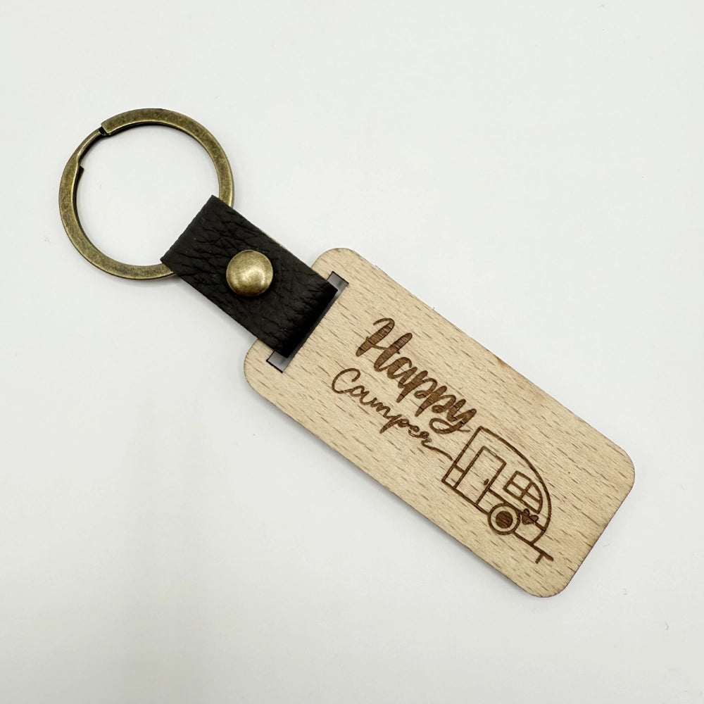 Personalisierter Schlüsselanhänger "Happy Camper"