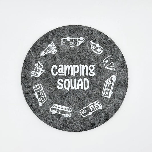 Filz-Untersetzer "Camping Squad"