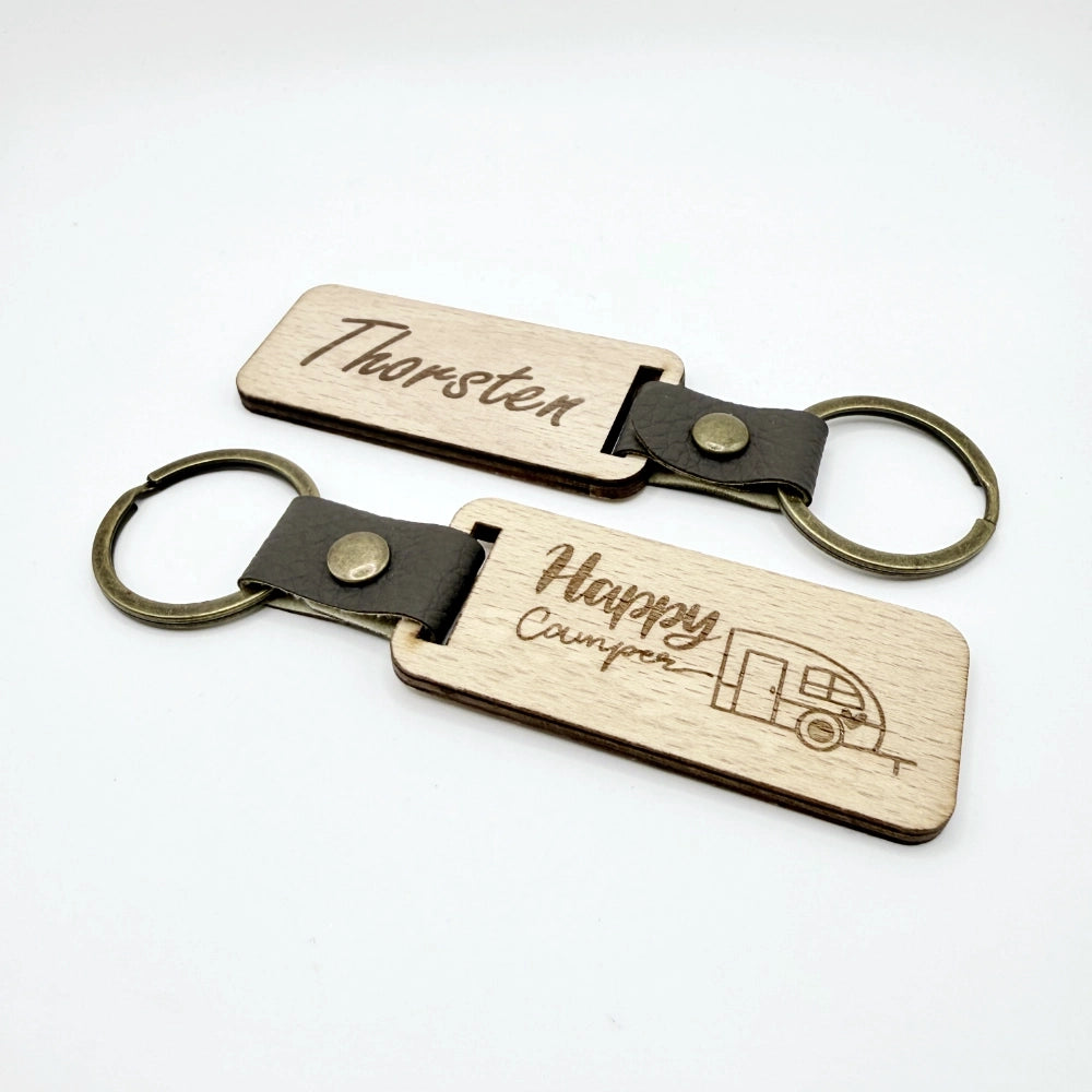 Personalisierter Schlüsselanhänger "Happy Camper"