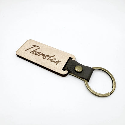 Personalisierter Schlüsselanhänger "Happy Camper"