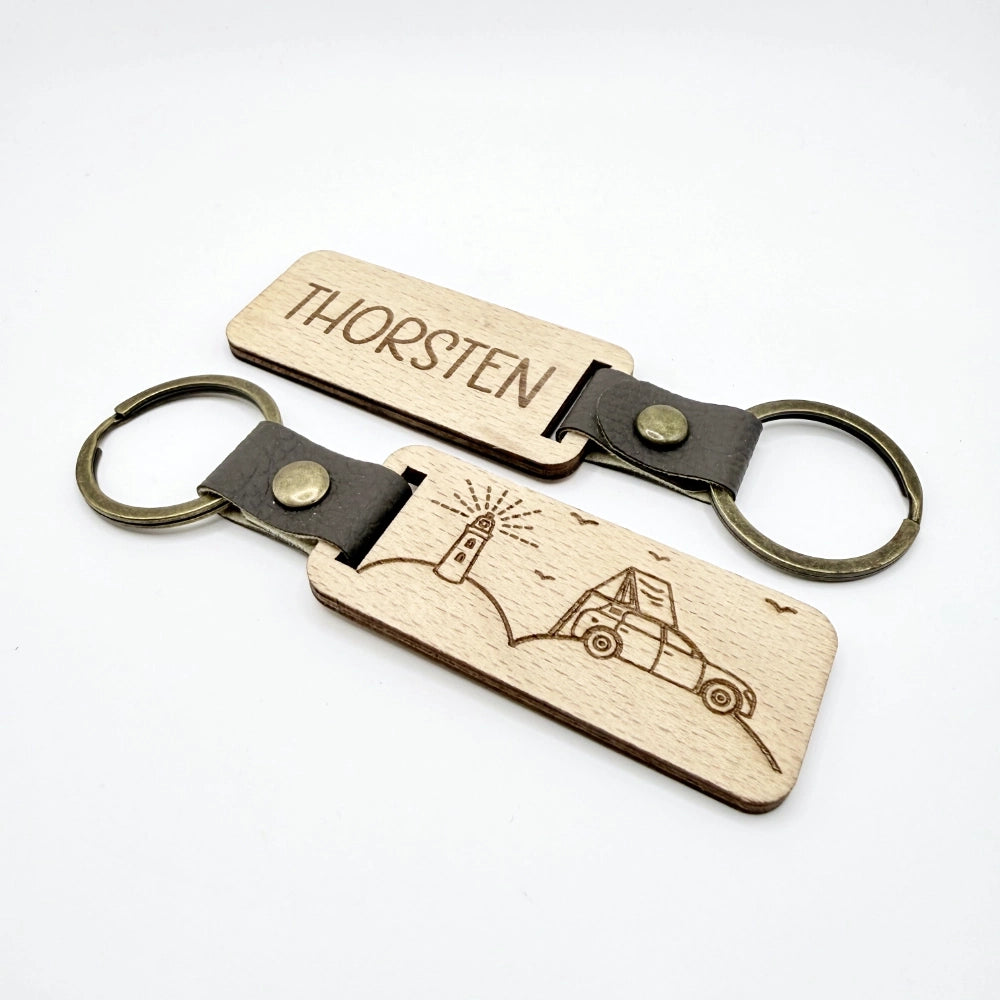 Personalisierter Holz-Schlüsselanhänger "Camping" - 9 Motive zur Auswahl