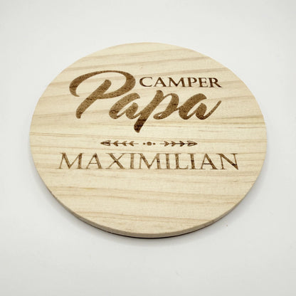 Personalisierter Holz-Untersetzer "Camper Papa"
