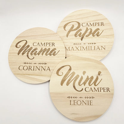 Personalisierte Holzuntersetzer 3er-Set Camper Familie