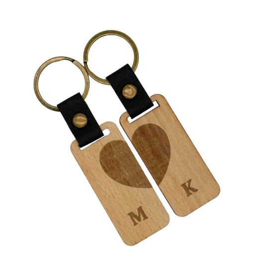 Personalisierter Schlüsselanhänger "Herz" Holz